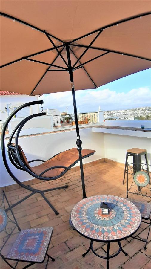 לאגוּ‏ש City Walls Rooftop Terrace Duplex @ Citycenter & Beach מראה חיצוני תמונה